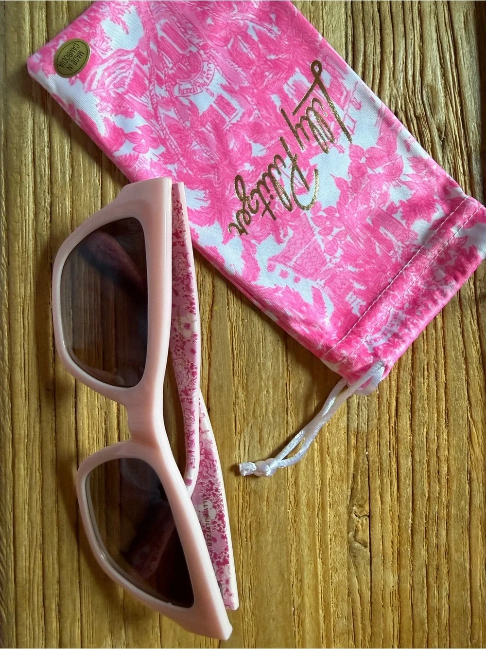 Lilly Pulitzer Pale Pink Cat-Eye Sunglasses with Patterned Arms